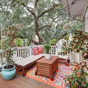Park Avenue Treehouse , Savannah United States